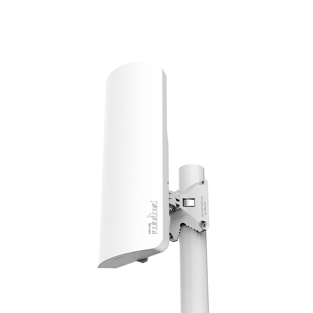 Antena sectorial con radio integrado mANTBox 2 12s con ganancia de 12dbi y 120 grados para 2.4 GHz, marca Mikrotik