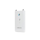 Radio base Rocket AC, 5 GHz, enlaces PtMP y PtP tecnología AirMax, +500 Mbps +50 clientes, marca Ubiquiti.