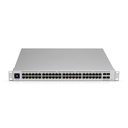 Switch Unifi profesional 48 puertos PoE, capa 3 administrable, puertos: (48) RJ45 de 1GbE (40 PoE+ y 8 PoE++) y (4) SFP+ de 10G, 600W, marca Ubiquiti.