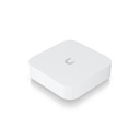 Consola UXG-lite Unifi, router con funciones avanzadas de enrutamiento y seguridad, puertos: 1 LAN y 1 WAN, memoria de 1 GB DDR3L , marca Ubiquiti.
